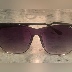 Quay black to clear ombré frameless glasses; Come Thru